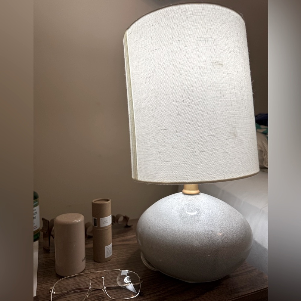 Modern Ceramic Table Lamp with Linen Shade – Neutral Gray/White - Picture 2 of 4